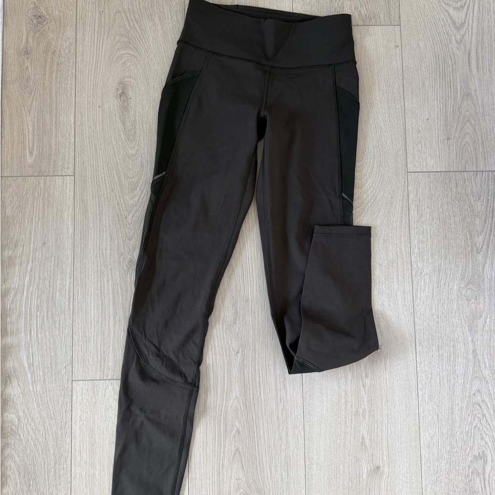 Lululemon Athletica Dark Green Leggings - size 4